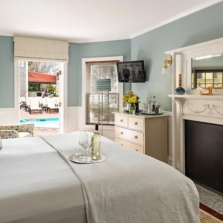 Brass Key Guesthouse Adults Only-2